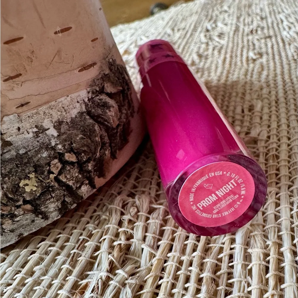 liquid lipstick